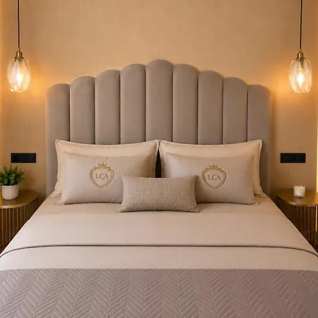 Apartment Luxury 4*