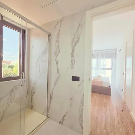 Apartment Luxury 4*