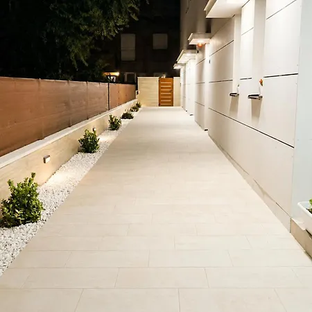 Luxury 4*